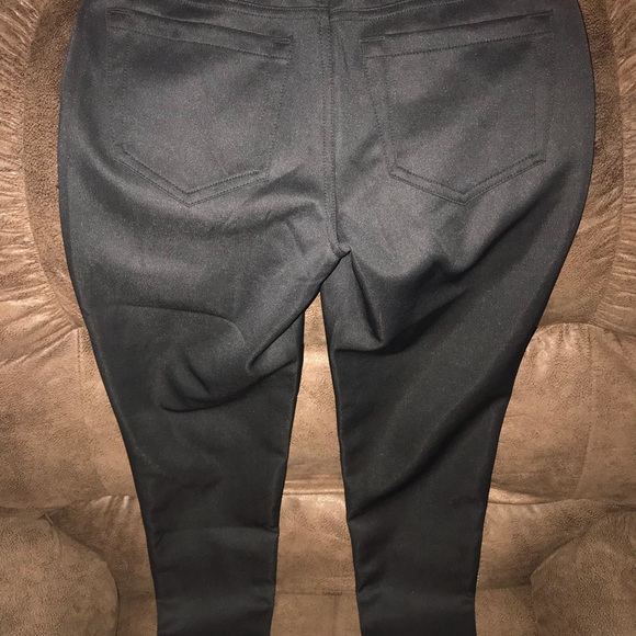 Jeggins - Picture 3 of 3